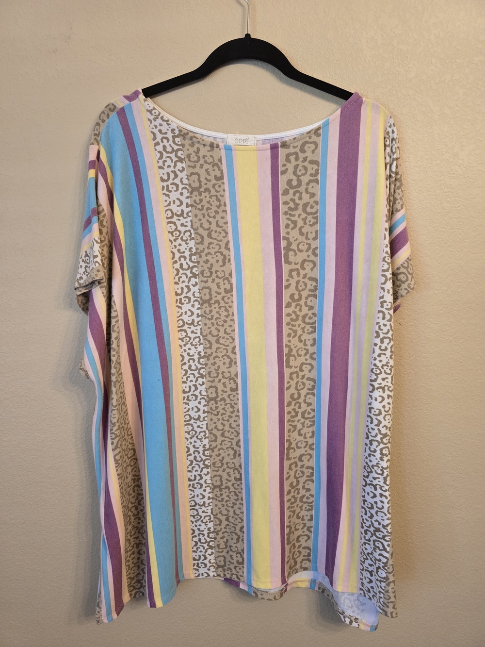 ODDY Pastel Striped Tunic with Leopard Accent Plus Size 2x/3x